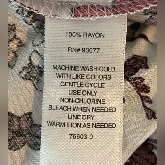 Liz Claiborne - Long Sleeve Button-Down Shirt (NWT) - Picture 4 of 5